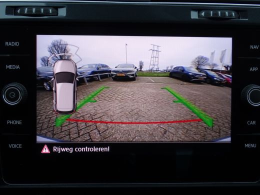 Volkswagen e-Golf E-DITION | Cruise Controle | Navigatie | Achteruitrijcamera | Apple Carplay/Android Auto | ActivLease financial lease