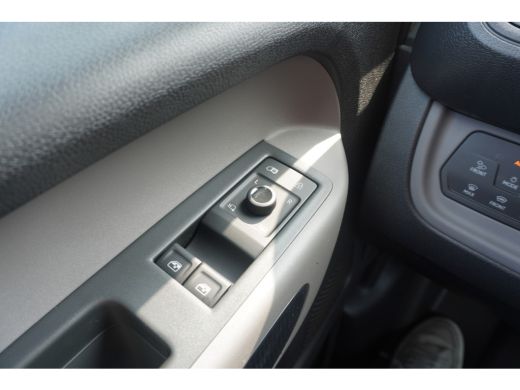Volkswagen ID. Buzz Cargo ID. Buzz Cargo 286 pk ID. Buzz Cargo 286 pk, Achteruitrijcamera, Comfortstoelen met armleun... ActivLease financial lease