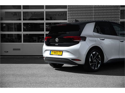 Volkswagen ID.3 Pro Edition Advantage 58 kWh | Winterpakket | Carplay | Navigatie ActivLease financial lease