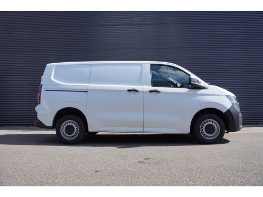 Volkswagen Transporter 2.0 TDI L1H1 28 Life, Bijrijdersstoel, Climatronic, PDV V + A ActivLease financial lease