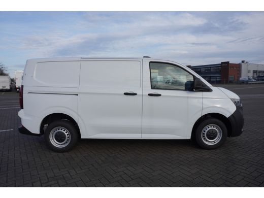 Volkswagen Transporter 2.0 TDI L1H1 28 Life 2.0 TDI L1H1 28 Life, Bijrijdersstoel, Climatronic, PDV V + A ActivLease financial lease