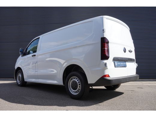 Volkswagen Transporter 2.0 TDI L1H1 28 Life, Bijrijdersstoel, Climatronic, PDV V + A ActivLease financial lease