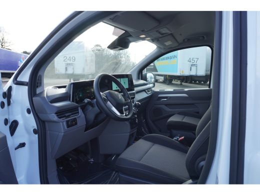 Volkswagen Transporter 2.0 TDI L1H1 28 Life 2.0 TDI L1H1 28 Life, Bijrijdersstoel, Climatronic, PDV V + A ActivLease financial lease