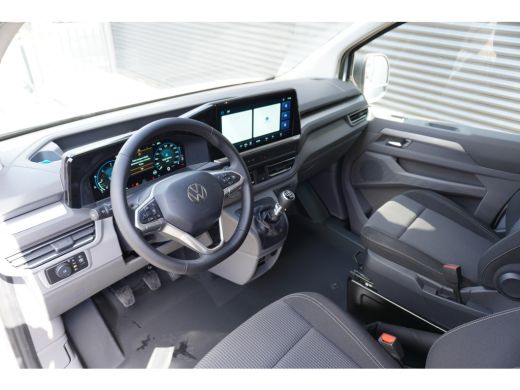 Volkswagen Transporter 2.0 TDI L1H1 28 Life, Bijrijdersstoel, Climatronic, PDV V + A ActivLease financial lease