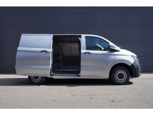 Volkswagen Transporter 2.0 TDI L1H1 28 Life, Bijrijdersstoel, Climatronic, PDV V + A ActivLease financial lease