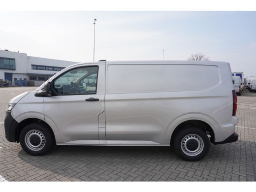 Volkswagen Transporter 2.0 TDI L1H1 28 Life 2.0 TDI L1H1 28 Life, Bijrijdersstoel, Climatronic, PDV V + A ActivLease financial lease