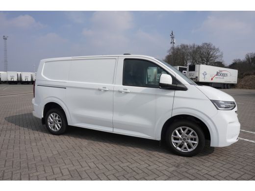 Volkswagen Transporter 2.0 TDI L1H1 30 Bulli 2.0 TDI L1H1 30 Bulli 170 pk 8-Traps Automaat, LED koplampen, Climatronic, ... ActivLease financial lease
