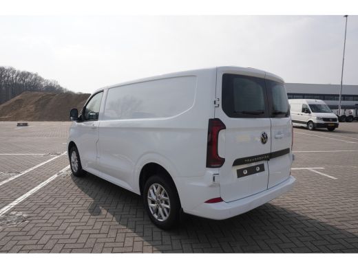 Volkswagen Transporter 2.0 TDI L1H1 30 Bulli 2.0 TDI L1H1 30 Bulli 170 pk 8-Traps Automaat, LED koplampen, Climatronic, ... ActivLease financial lease