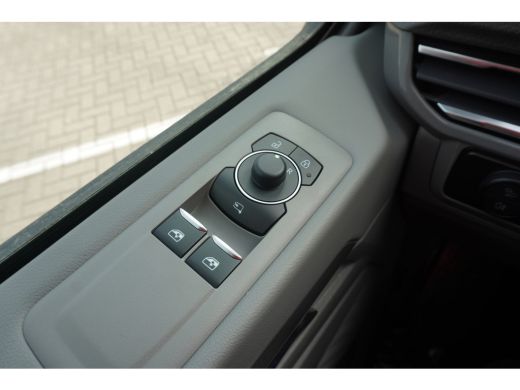 Volkswagen Transporter 2.0 TDI L1H1 30 Bulli 2.0 TDI L1H1 30 Bulli 170 pk 8-Traps Automaat, LED koplampen, Climatronic, ... ActivLease financial lease