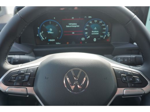 Volkswagen Transporter 2.0 TDI L1H1 30 Bulli 2.0 TDI L1H1 30 Bulli 170 pk 8-Traps Automaat, LED koplampen, Climatronic, ... ActivLease financial lease