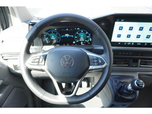 Volkswagen Transporter 2.0 TDI L2H1 30 Life 110 pk, MF stuurwiel, Climatronic, PDV V + A, Achteruitrijcamera ActivLease financial lease