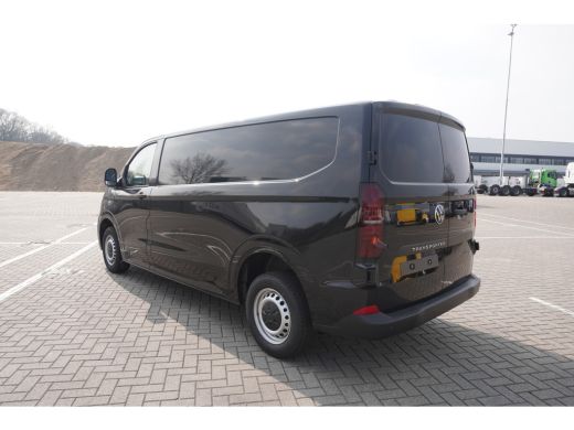 Volkswagen Transporter 2.0 TDI L2H1 30 Life 110 pk, MF stuurwiel, Climatronic, PDV V + A, Achteruitrijcamera ActivLease financial lease