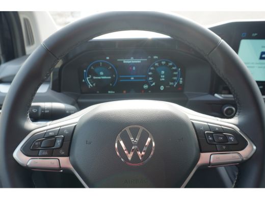 Volkswagen Transporter 2.0 TDI L2H1 30 Life 2.0 TDI L2H1 30 Life 110 pk, MF stuurwiel, Climatronic, PDV V + A, Achteruit... ActivLease financial lease