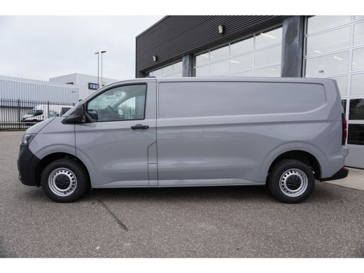Volkswagen Transporter 2.0 TDI L2H1 30 Life 2.0 TDI L2H1 30 Life, Bijrijdersbank met doorlaadfunctie, Trekhaakvoorbereid... ActivLease financial lease