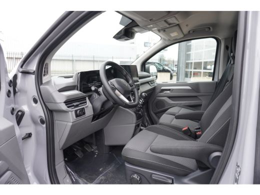 Volkswagen Transporter 2.0 TDI L2H1 30 Life 2.0 TDI L2H1 30 Life, Bijrijdersbank met doorlaadfunctie, Trekhaakvoorbereid... ActivLease financial lease