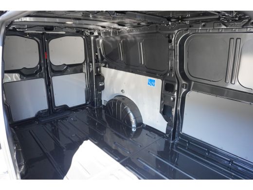 Volkswagen Transporter 2.0 TDI L2H1 30 Style 150 pk, Navigatie, Climatronic, PDV V + A, Achteruitrijcamera ActivLease financial lease