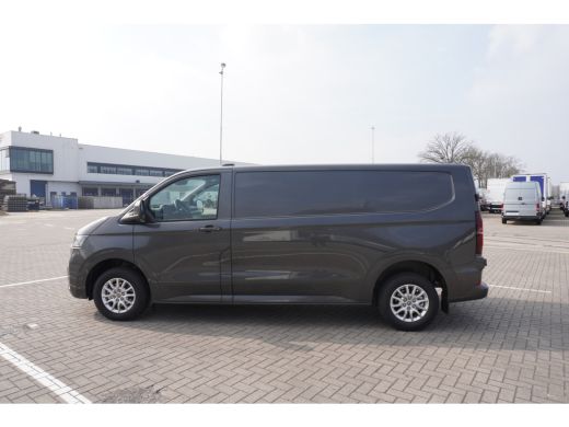 Volkswagen Transporter 2.0 TDI L2H1 30 Style 150 pk, Navigatie, Climatronic, PDV V + A, Achteruitrijcamera ActivLease financial lease