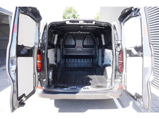 Volkswagen Transporter 2.0 TDI L2H1 30 Style 150 pk, Navigatie, Climatronic, PDV V + A, Achteruitrijcamera ActivLease financial lease