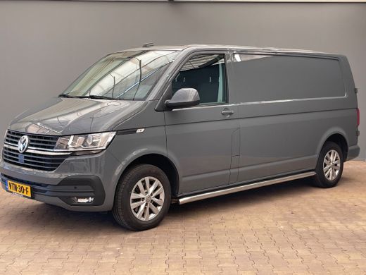 Volkswagen Transporter 2.0 TDI L2H3 28 Highline | Automaat! | Trekhaak | Sidebars | Parkeersensoren | Volkswagen Transporter 2.0 TDI L2H3 28 Highline | Automaat! | Trekhaak | Sidebars | Parkeersensoren |