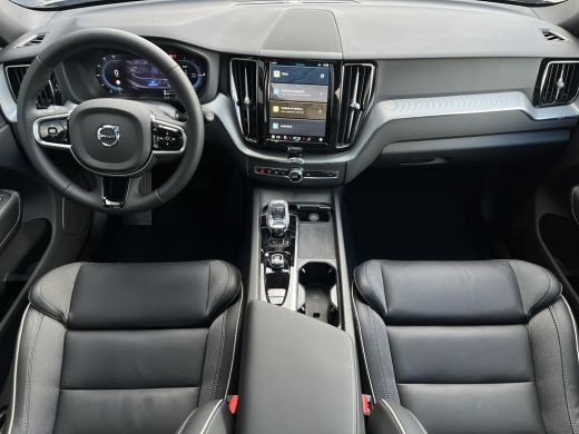 Volvo  XC60 Volvo 2.0 T6 Plug-in hybrid AWD Plus Dark | Achteruitrijcamera | Cruise control adaptief met Stop... ActivLease financial lease