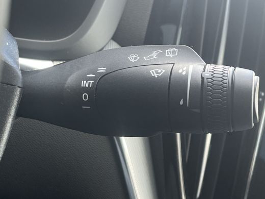 Volvo  XC60 Volvo 2.0 T6 Plug-in hybrid AWD Plus Dark | Achteruitrijcamera | Cruise control adaptief met Stop... ActivLease financial lease
