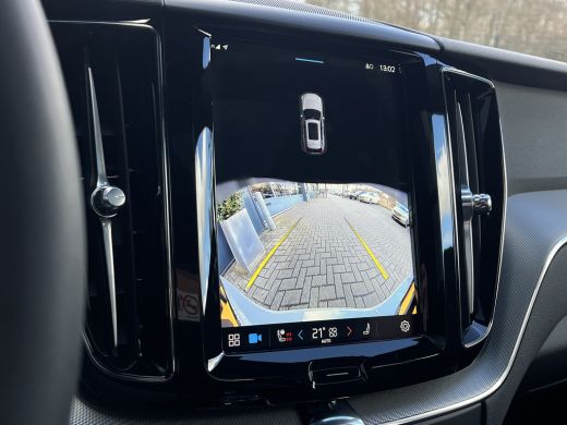 Volvo  XC60 Volvo 2.0 T6 Plug-in hybrid AWD Plus Dark | Achteruitrijcamera | Cruise control adaptief met Stop... ActivLease financial lease