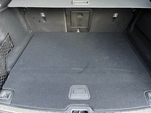 Volvo  XC60 Volvo 2.0 T6 Plug-in hybrid AWD Plus Dark | Achteruitrijcamera | Cruise control adaptief met Stop... ActivLease financial lease
