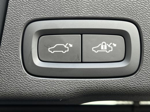 Volvo  XC60 Volvo 2.0 T6 Plug-in hybrid AWD Plus Dark | Achteruitrijcamera | Cruise control adaptief met Stop... ActivLease financial lease
