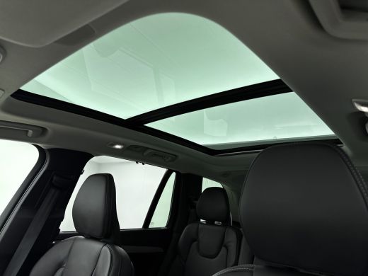 Volvo  XC90 Volvo 2.0 T8 Plug-in hybrid AWD Ultra Dark | Trekhaak | Bowers&Wilkins | Luchtvering | Stoelmassa... ActivLease financial lease