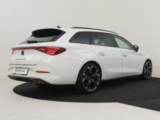Seat Leon Sportstourer 1.4 e-Hybrid VZ Business 245pk | Adaptief cruise control | Park assist | Dodehoekdetectie | Camer...