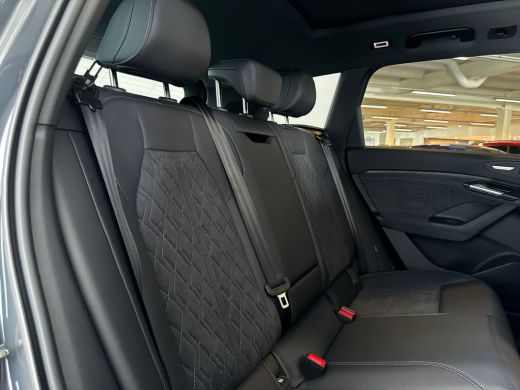 Audi Q6 SQ6 e-tron 490pk 100 kWh / Sportstoelen plus voorin / Adaptieve S-luchtvering / Trekhaak, mechanisch draaiba... ActivLease financial lease