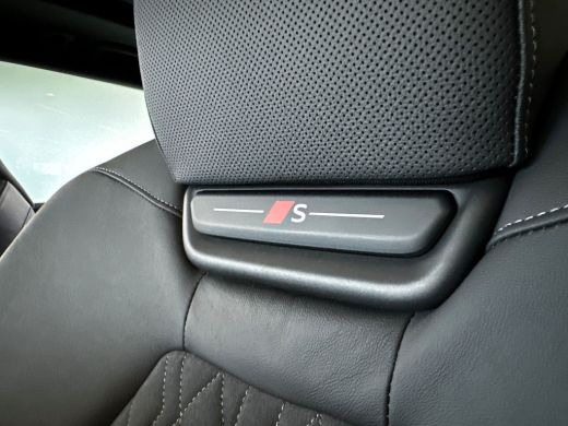 Audi Q6 SQ6 e-tron 490pk 100 kWh / Sportstoelen plus voorin / Adaptieve S-luchtvering / Trekhaak, mechanisch draaiba... ActivLease financial lease