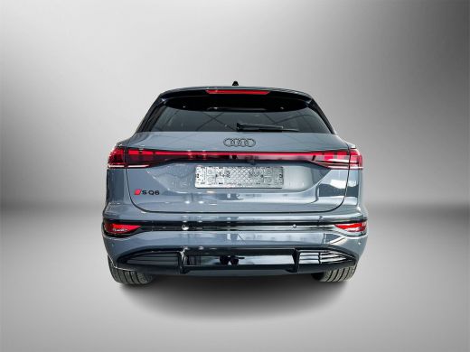 Audi Q6 SQ6 e-tron 490pk 100 kWh / Sportstoelen plus voorin / Adaptieve S-luchtvering / Trekhaak, mechanisch draaiba... ActivLease financial lease