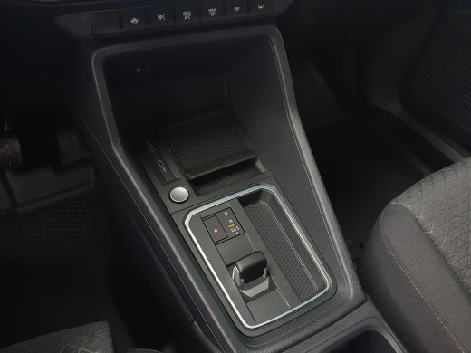 Ford Transit Connect 2.0 122PK Automaat L2 Limited Winterpack | Trekhaak | Camera Direct leverbaar | Geen BPM ActivLease financial lease