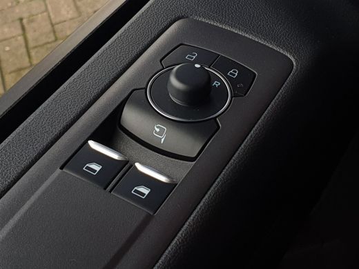Ford Transit Custom 300 2.0 TDCI L2H1 Sport | Apple Carplay & Android Auto | Extra zijschuifdeur | Lichtmetalen velge... ActivLease financial lease