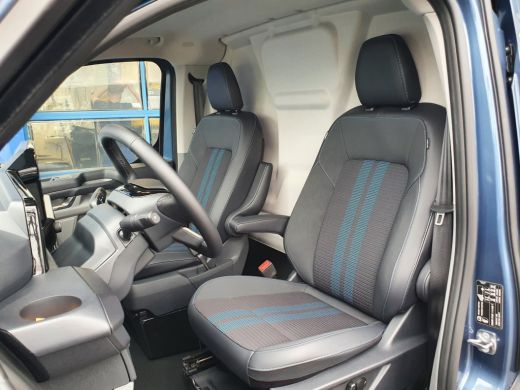 Ford Transit Custom 300 2.0 TDCI L2H1 Sport | Apple Carplay & Android Auto | Extra zijschuifdeur | Lichtmetalen velge... ActivLease financial lease