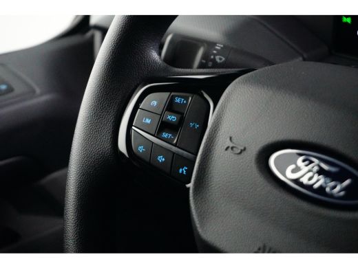 Ford Transit Custom 320 2.5 PHEV L2H1 | Plug-in Hybride | Camera | Trekhaak | 3 Zitter | Direct leverbaar! | Standkac... ActivLease financial lease