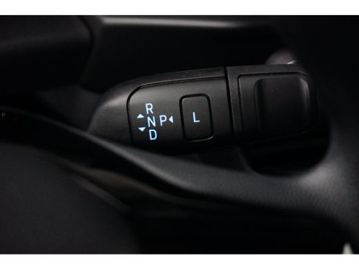 Ford Transit Custom 320 2.5 PHEV L2H1 | Plug-in Hybride | Camera | Trekhaak | 3 Zitter | Direct leverbaar! | Standkac... ActivLease financial lease