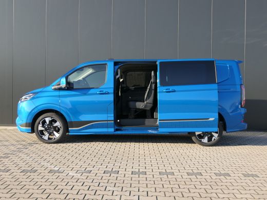Ford Transit Custom Ford 320 2.5 PHEV L2H1 Sport DC | Voorraad | Dubbele Cabine | 19 Inch | Driver Assistance Pack Ul... ActivLease financial lease