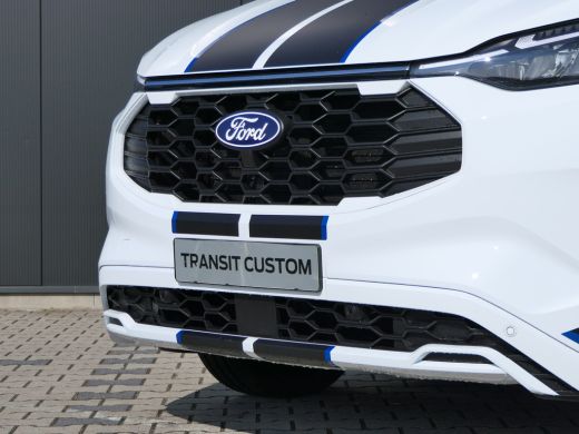 Ford Transit Custom Ford 320 2.5 PHEV L2H1 Sport | Voorraad | Driver Assistance Pack Premium | B&O Luidsprekers | Ink... ActivLease financial lease