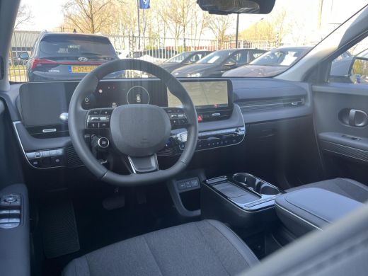 Hyundai IONIQ 5 Connect 84 kWh | Facelift model! | Bose sound system | Head Up Display | Rijklaarprijs | ActivLease financial lease