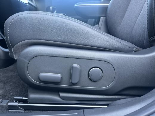 Hyundai IONIQ 5 Connect 84 kWh | Facelift model! | Bose sound system | Head Up Display | Rijklaarprijs | ActivLease financial lease