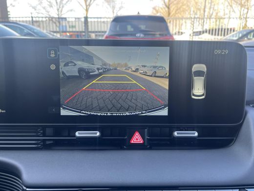 Hyundai IONIQ 5 Connect 84 kWh | Facelift model! | Bose sound system | Head Up Display | Rijklaarprijs | ActivLease financial lease