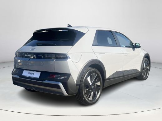 Hyundai IONIQ 5 Connect 84 kWh | Facelift model! | Bose sound system | Head Up Display | Rijklaarprijs | ActivLease financial lease