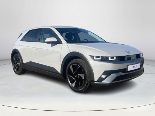 Hyundai IONIQ 5 Connect 84 kWh | Facelift model! | Bose sound system | Head Up Display | Rijklaarprijs | ActivLease financial lease