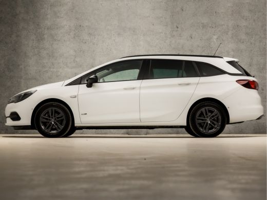 Opel Astra Sports Tourer 1.2 Sport (APPLE CARPLAY, NAVIGATIE, CAMERA, LED KOPLAMPEN, LEDER, SPORTSTOELEN, GE... ActivLease financial lease