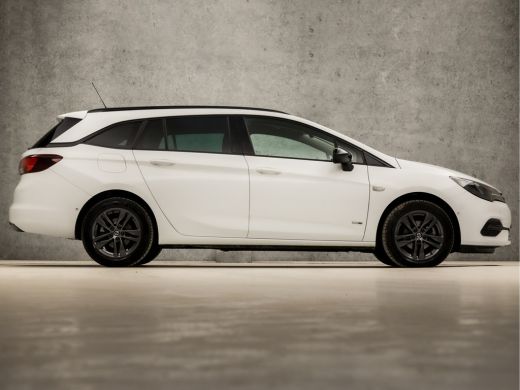 Opel Astra Sports Tourer 1.2 Sport (APPLE CARPLAY, NAVIGATIE, CAMERA, LED KOPLAMPEN, LEDER, SPORTSTOELEN, GE... ActivLease financial lease