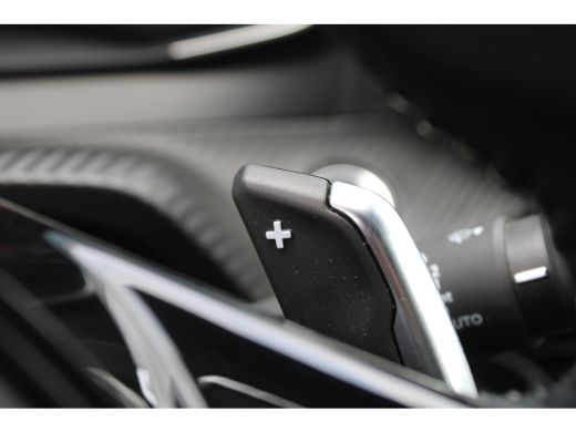 Peugeot 208 1.2 PureTech Allure | Automaat | Navi by app | Trekhaak | Parkeersensoren | ActivLease financial lease