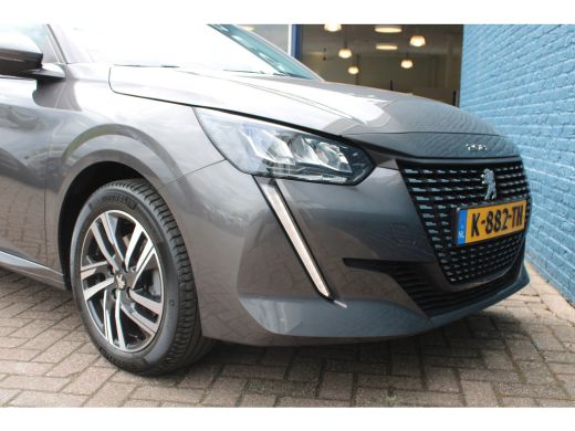 Peugeot 208 1.2 PureTech Allure | Automaat | Navi by app | Trekhaak | Parkeersensoren | ActivLease financial lease