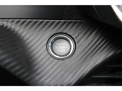 Peugeot 208 1.2 PureTech Allure | Automaat | Navi by app | Trekhaak | Parkeersensoren | ActivLease financial lease